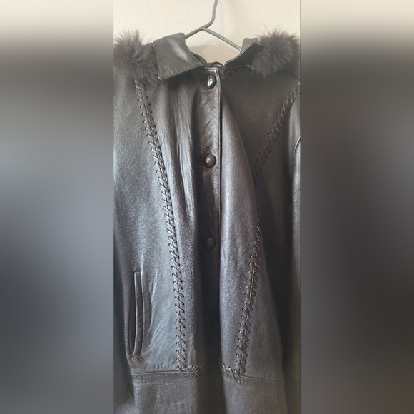 A vintage winter real leather and fur coat from the 90s by BBL Collection - Picture 4 of 6